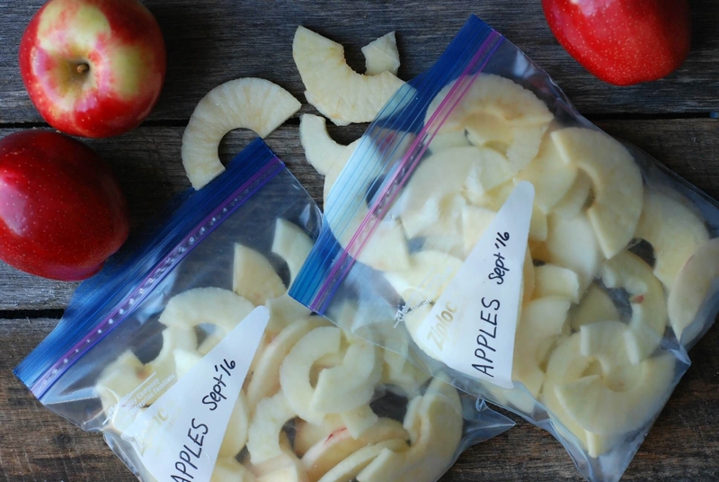 pommes en bocaux au naturel pommes congelées dans un sac