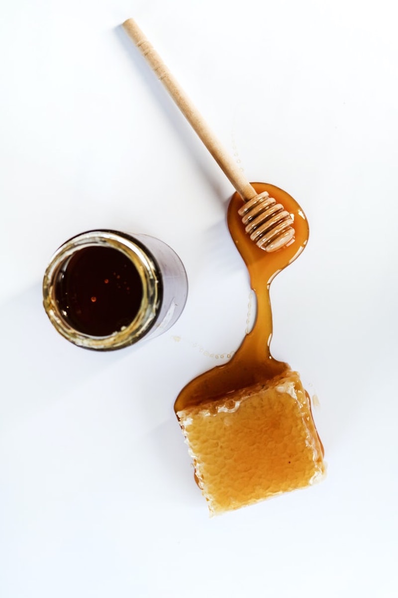 aliments sans date de péremption le miel idée aliments à consommer longtemps