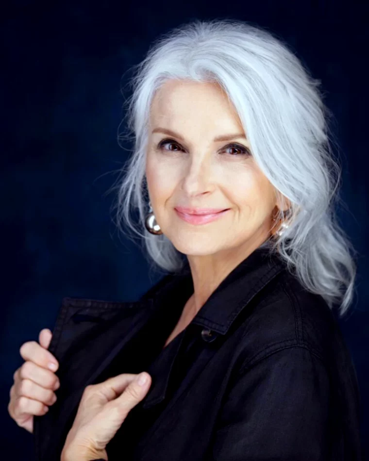 comment choisir la bonne coloration coupe de cheveux femme 60 ans