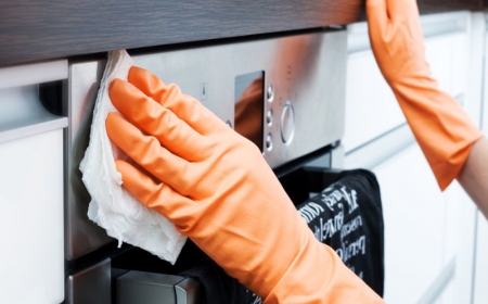 comment nettoyer un four très encrassé à l intérieur et à l extérieur