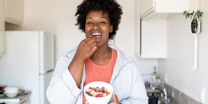 comment perdre du poids facilement femme prend un petit dejeuner sain