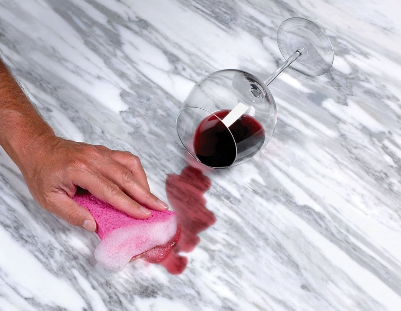 nettoyer tache de vin sur sol pierre produits maison