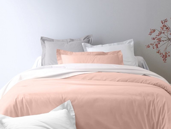 modele linge de lit gris et saumon clair exemple de linge de coton confortable en matière de qualité
