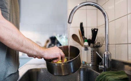 nettoyer casserole caramel brûlé a l aide de produits naturels fait maison