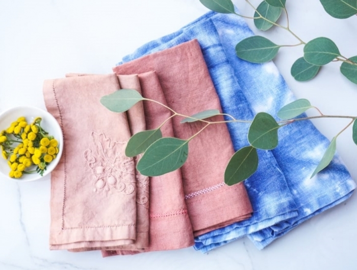 teindre une serviette avec coloration végétale couleurs