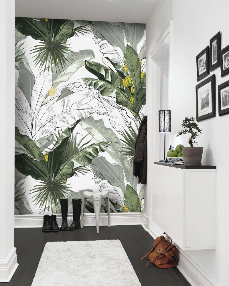 tendance déco 2022 mur avec papier peint a motifs floraux mur et meuble blancs