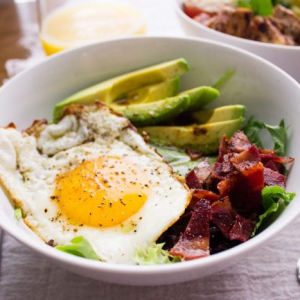 Le petit déjeuner protéiné idéal en 55 idées pour faire le plein d'énergie le matin