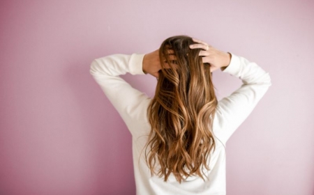 comment prendre soin de ses cheveux idées d astuces pour cheveux colorés sains avec éclat