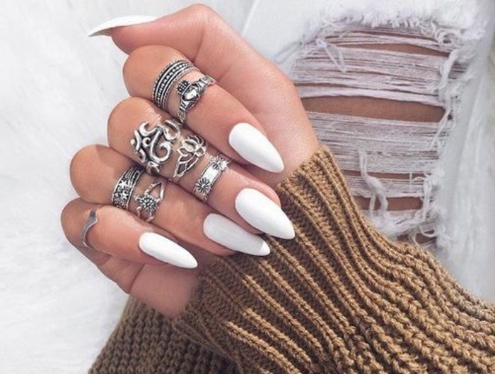 deco ongle longs inspiration boheme bijoux manucure blanche