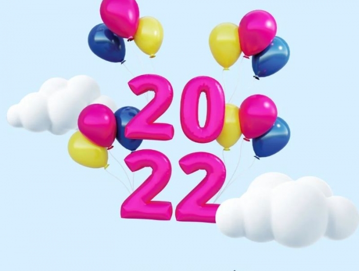 image gratuite bonne année 2022 avec ballons colorés sur fond bleu