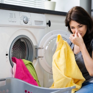 Le guide complet pour enlever la mauvaise odeur de la machine à laver