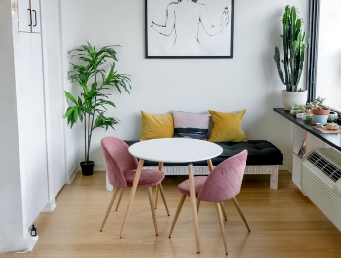 mobilier minimaliste pour creer la sensation d espace plus grand