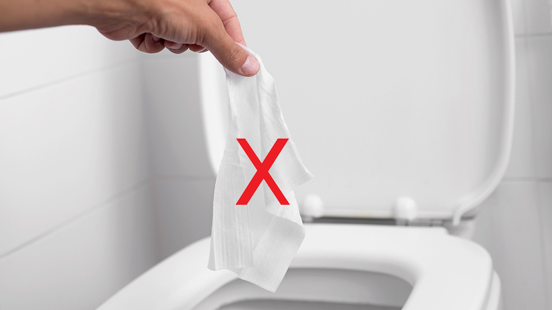 pourquoi ne pas jeter des mouchoirs dans les toielttes eviter bouchon dans les toilettes astuces