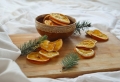 Déco de Noël fait main avec oranges séchées : idées canons à tester sans tarder