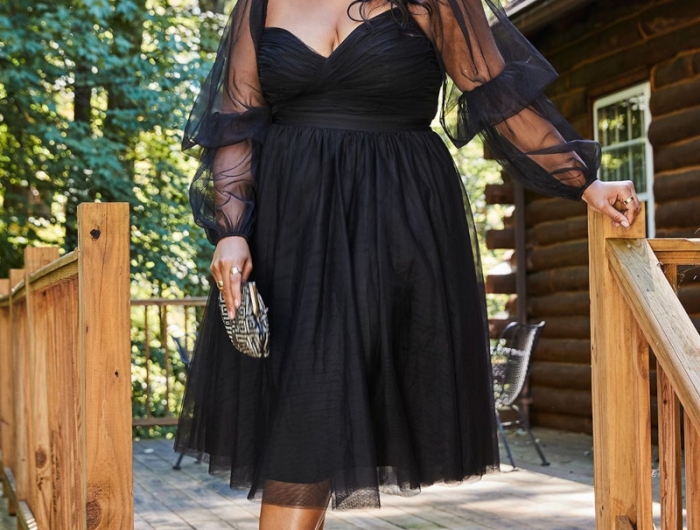 tendance look femme ronde robe de soirée noire jusqu au genou vision elegante