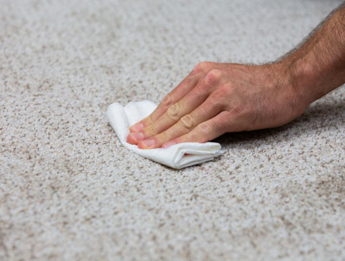 comment nettoyer un tapis en laine avec du vinaigre blanc et eau tiède astuces