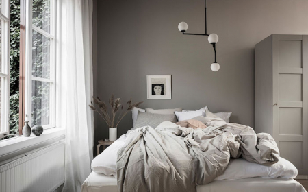 cosy déco chambre a coucher grise fenetre ouvert couleur gris anthracite intérieur chambre à coucher couleurs 1
