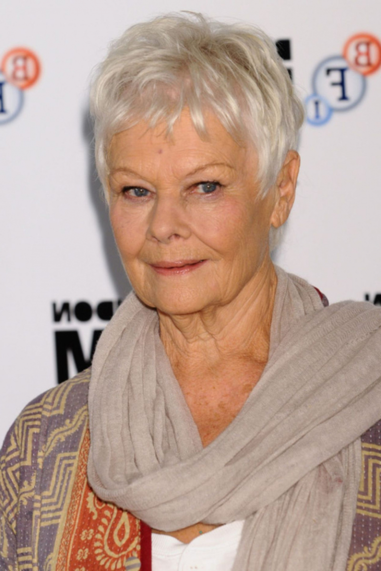 Coupe Cheveux Gris Femme 60 Ansnull