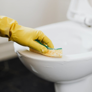 Comment fabriquer son nettoyant WC maison naturel et non toxique ?