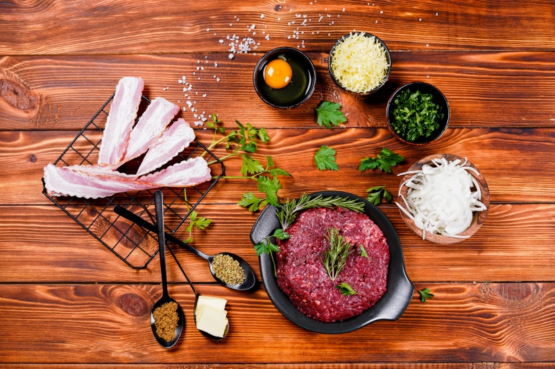 ingrédients épices recette meatloaf facile persil et oignon