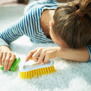 Comment nettoyer un tapis pour prolonger sa durée de vie ? Conseils et astuces