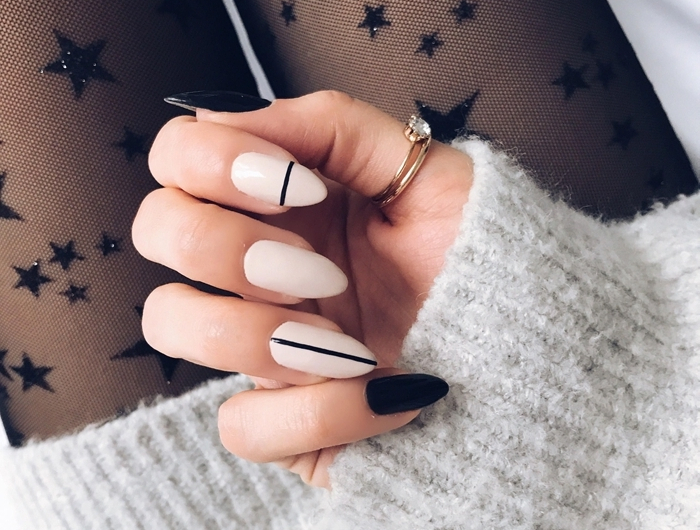 manucure style minimaliste nail art ongle long vernis couleur foncée noire dessin trait ligne noire
