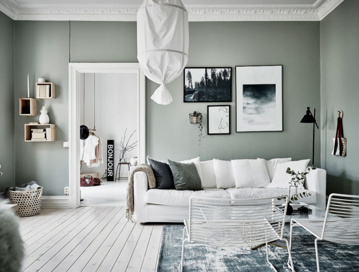 plafond blanc canapé quelle couleur va avec le vert salon