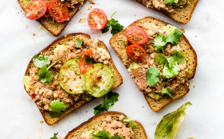 recette healthy de tartines haricots noirs à la mexicaine avocat idée petit déjeuner sain et équilibré