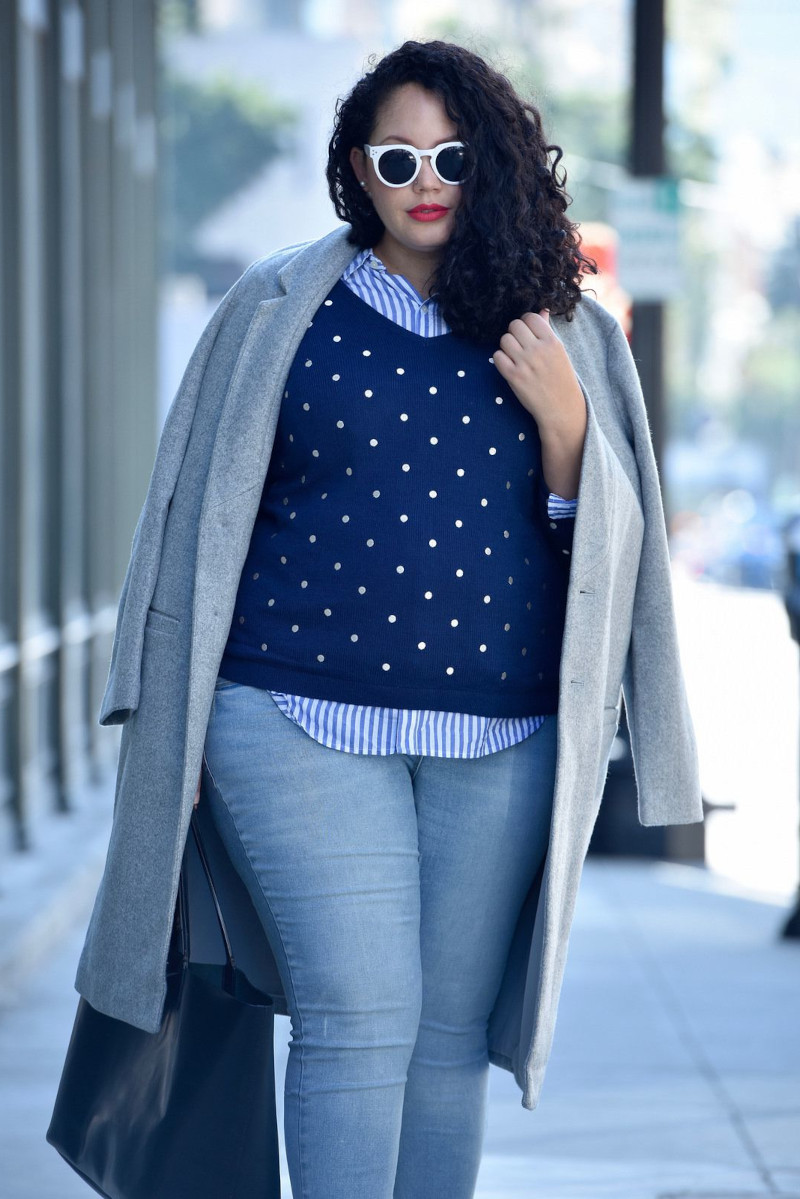 quel style de manteau pour femme petite et ronde