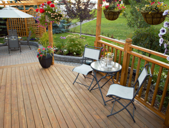 balai brosse terrasse conseils pour nettoyer la terrasse en bois