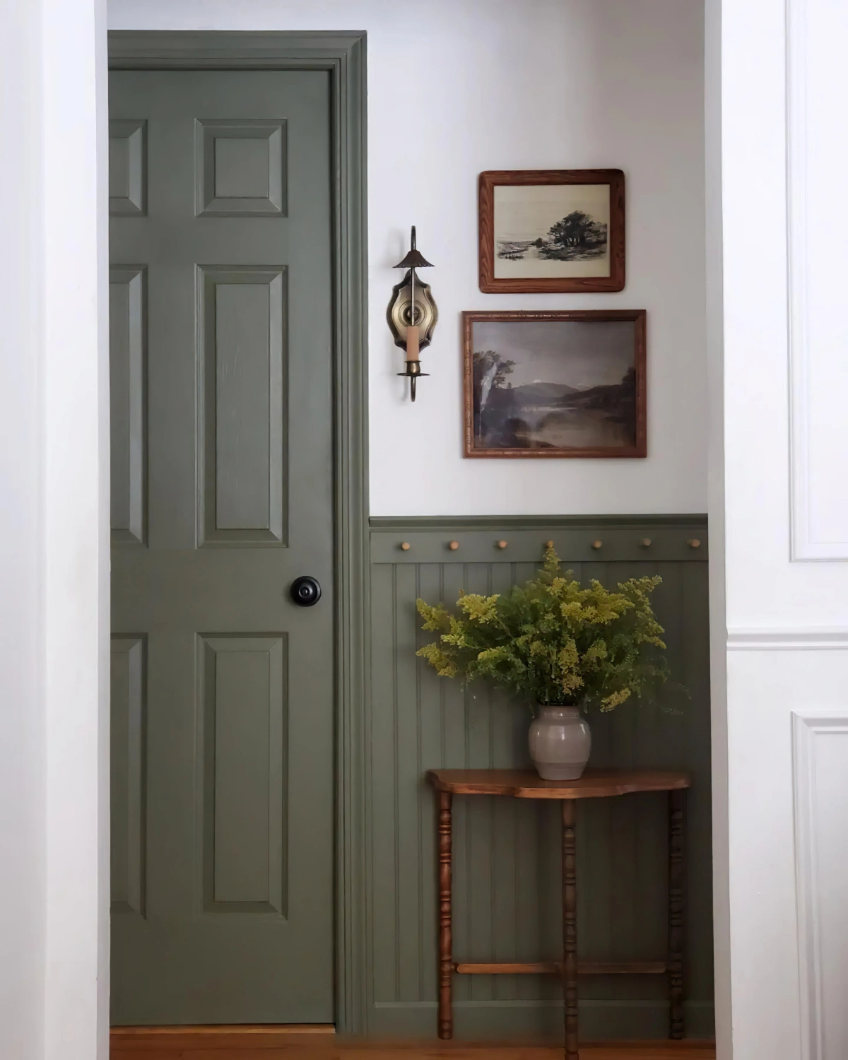 de quelle couleur peindre les portes d un couloir vert fonce olive cadre photos