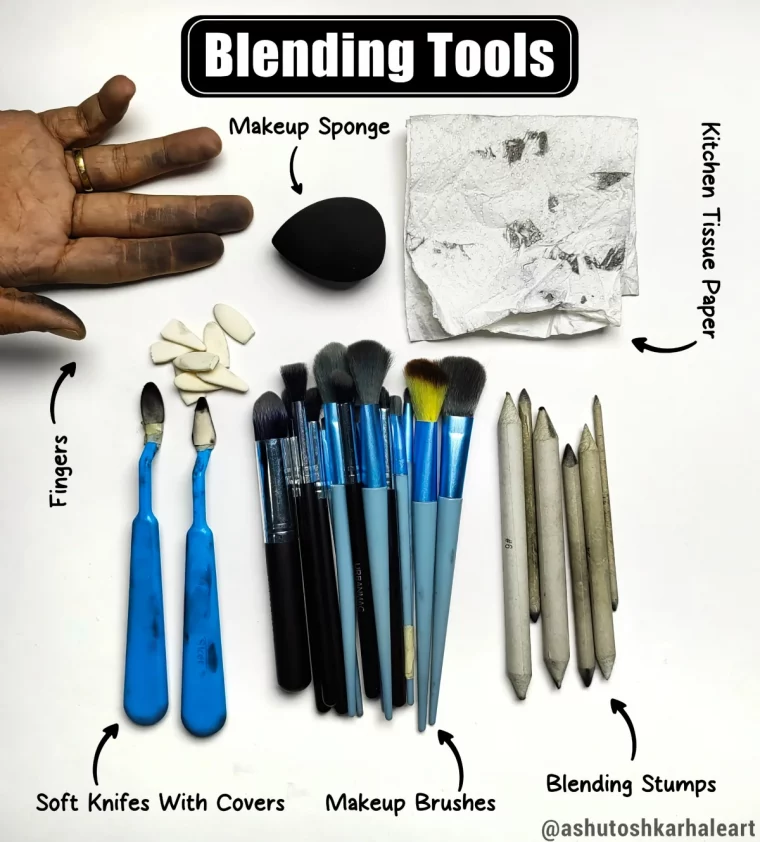 materiel pour dessiner technique estompage pinceaux eponge