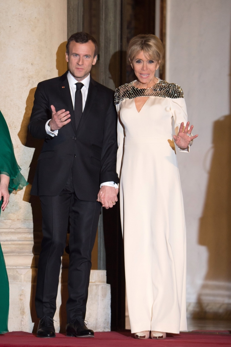 robe habillée pour femme de 60 ans brigitte macron robe louis vuitton