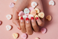 Manucure Saint Valentin : 8 designs qui feront battre vos cœurs en 2022