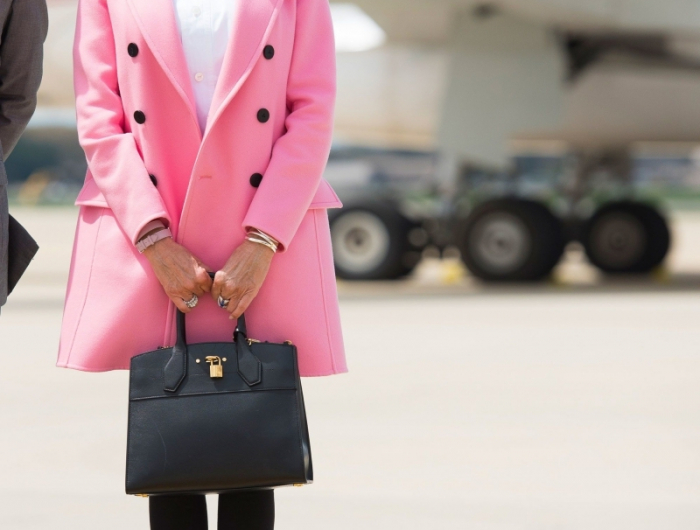 vêtements rose manteau quelle marque de vetement pour femme 60 ans