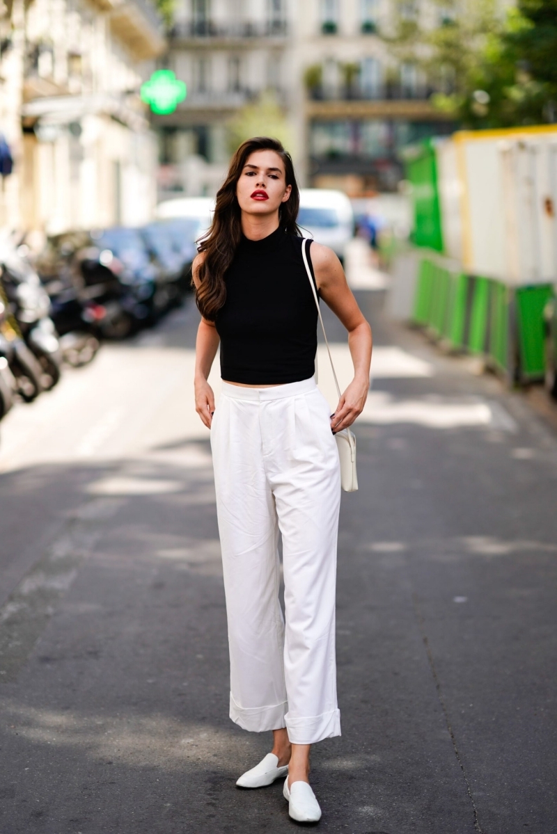 white pants which shoes with wide black top pants