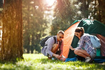 photo comment installer une tente de camping