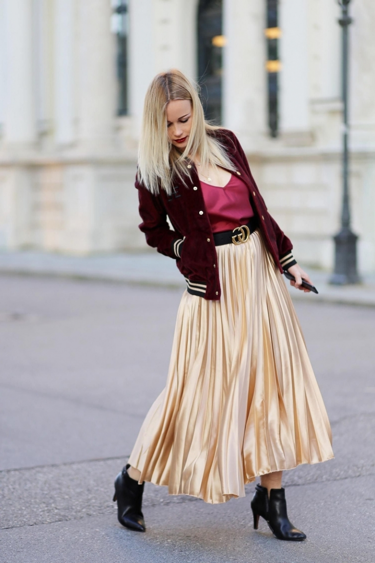 Quelles chaussures porter avec une jupe longue plissée ? Nos conseils pour un look canon ce