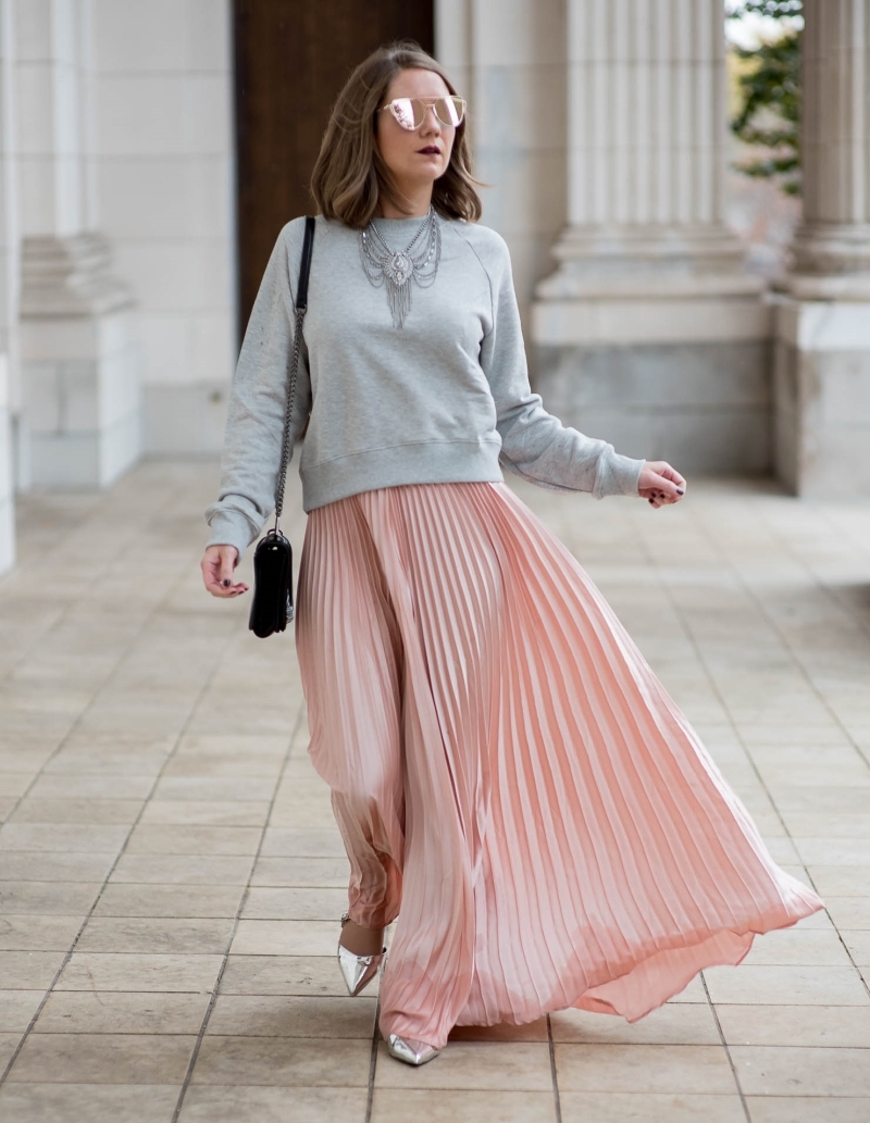 sweatshirt femme gris clair jupe longue plissee couleur rose pastel