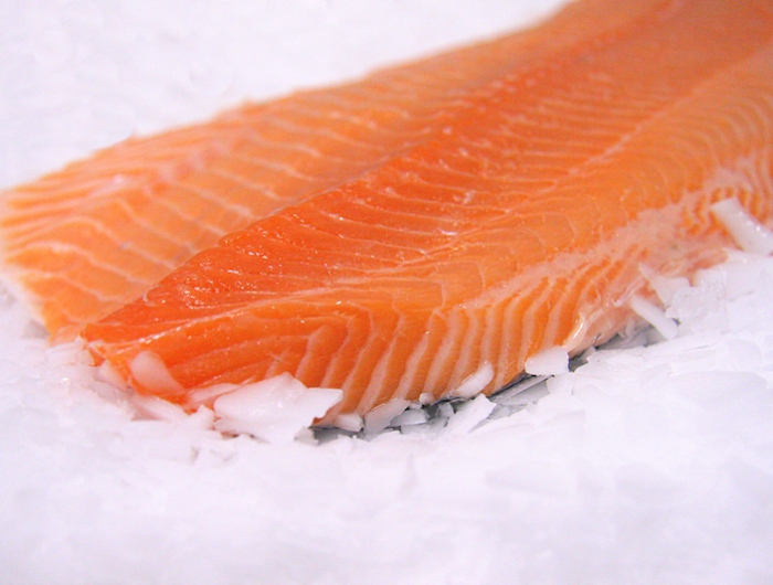augmenter niveau hormone bonheur saumon