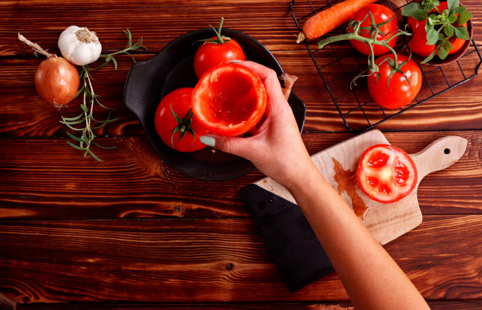 comment faire des tomates farcies au four astuces pour sortir la pulpe