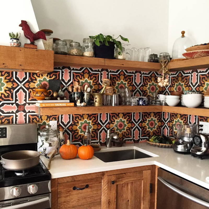 cuisine style boheme carrelage sur le mur de style boho