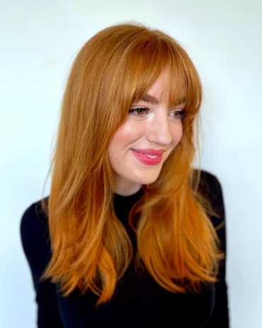 roux cuivre couleur de cheveux femme tendance 2025