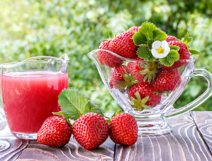 strawberry in bowl and juice