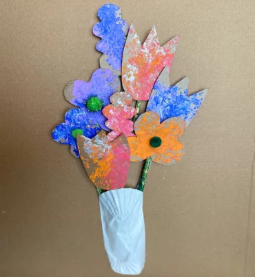 bouquet de fleurs en carton peint avec aluminium
