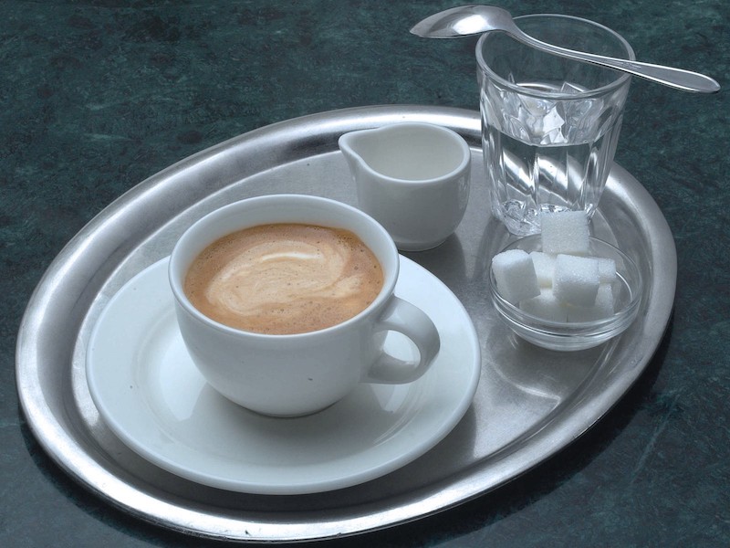 combien de cafe noir par jour pour maigrir tasse de cafe et verre d eau
