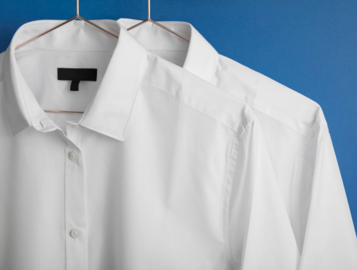 comment nettoyer un col de chemise blanche jauni