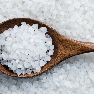 7 signes alarmants que vous mangez trop de sel