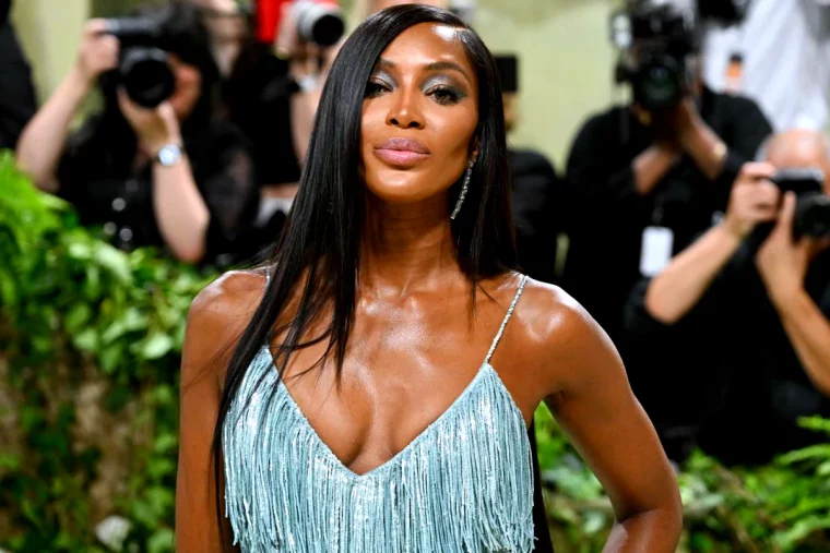 naombi cambell coupe femme 50 ans