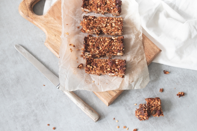 planche a decouper bois amandes noix beurre edulcorant barres maison faciles